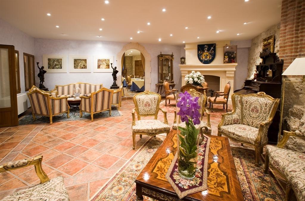 Residencia Real Del Castillo De Curiel Curiel de Duero Kültér fotó